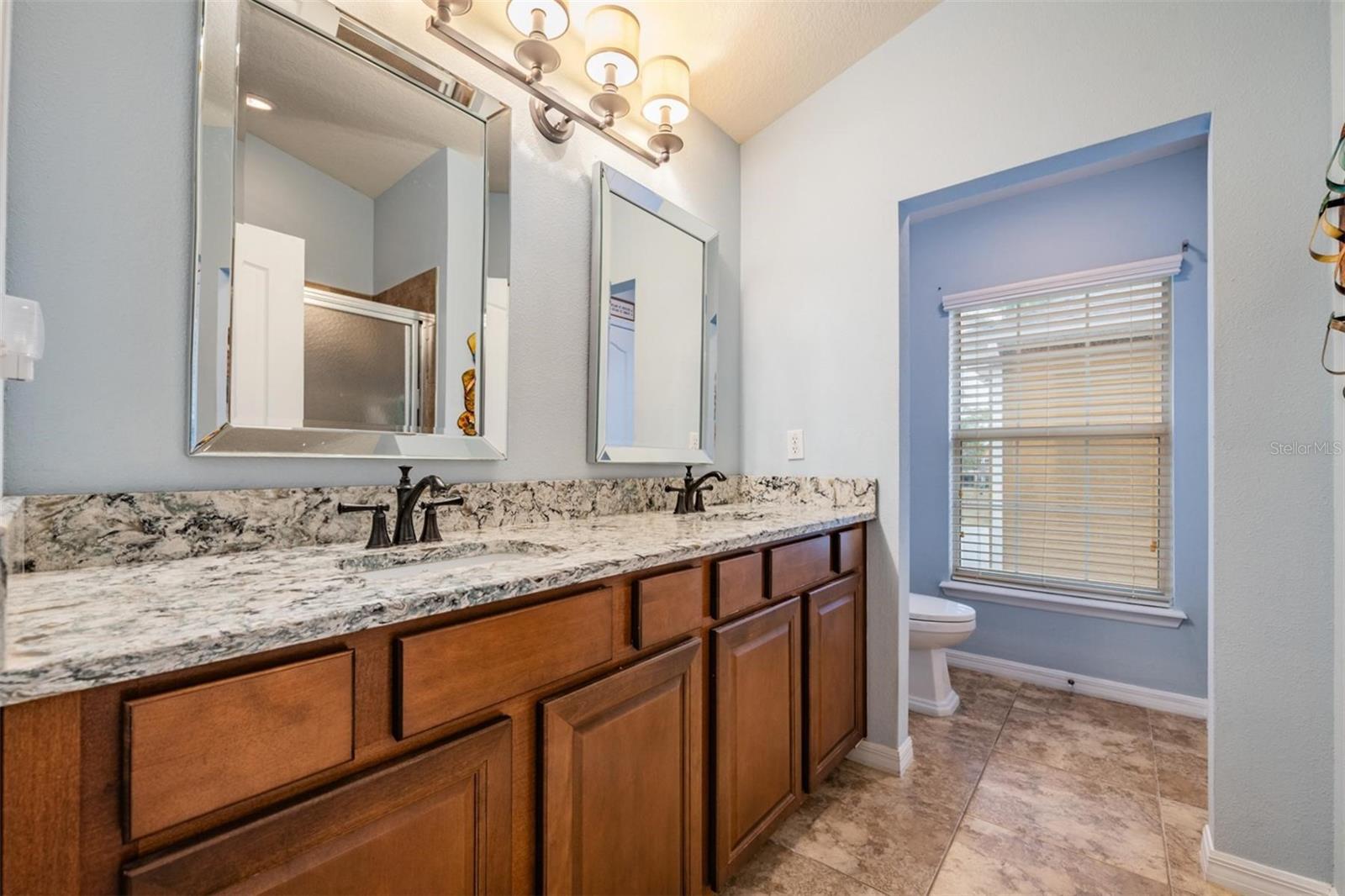 Image 18 of 40 For 7001 Interbay Boulevard 272