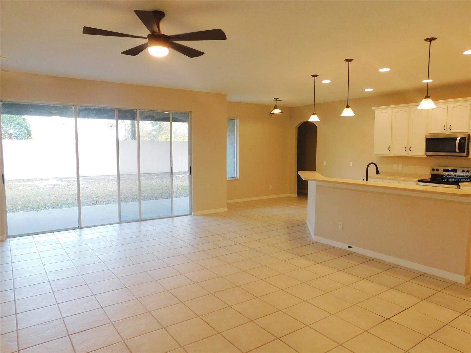 Image 11 of 46 For 12902 Cattail Shore Lane