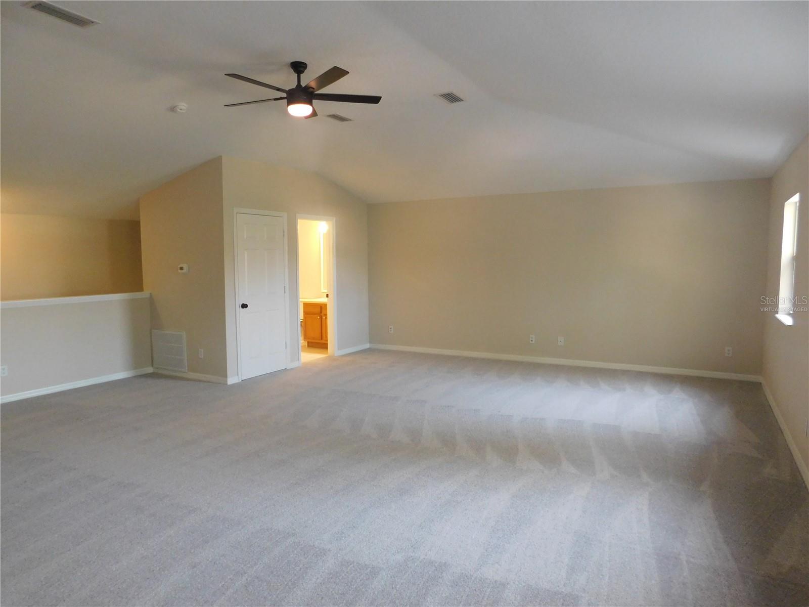 Image 16 of 46 For 12902 Cattail Shore Lane