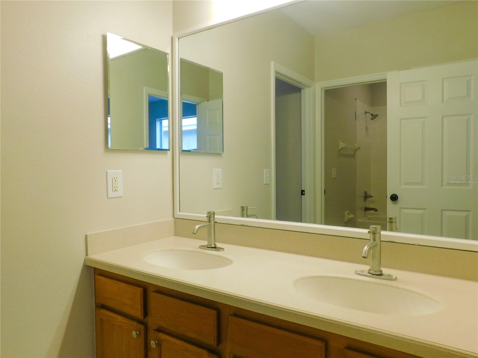 Image 42 of 46 For 12902 Cattail Shore Lane