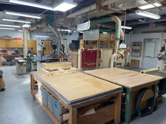 Image 21 of 24 For 162 Martinique Road