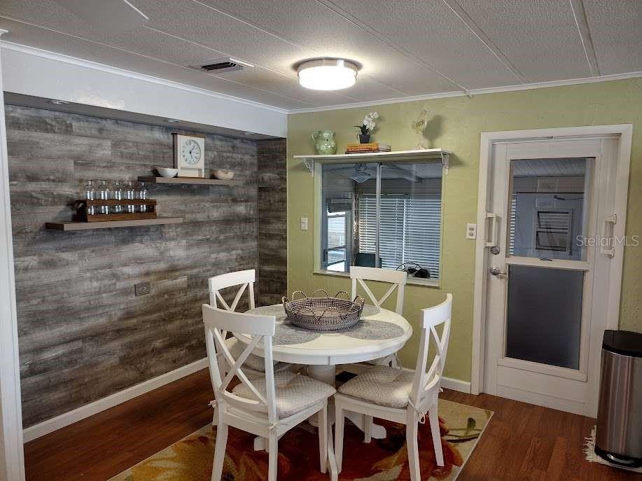 Image 4 of 24 For 162 Martinique Road