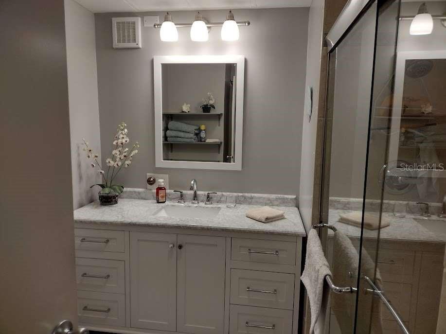 Image 6 of 24 For 162 Martinique Road