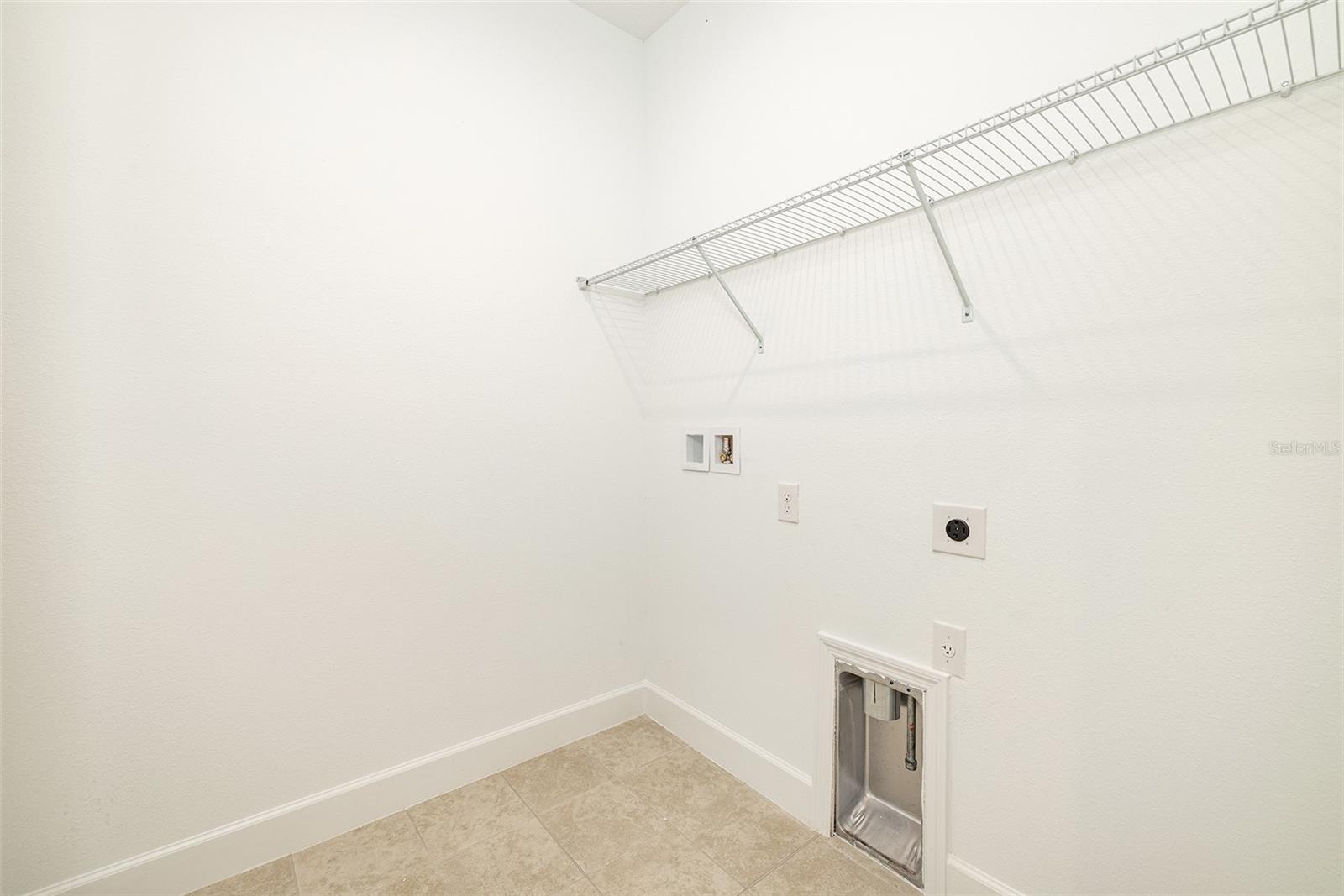 Image 20 of 54 For 13699 Cannon Drive