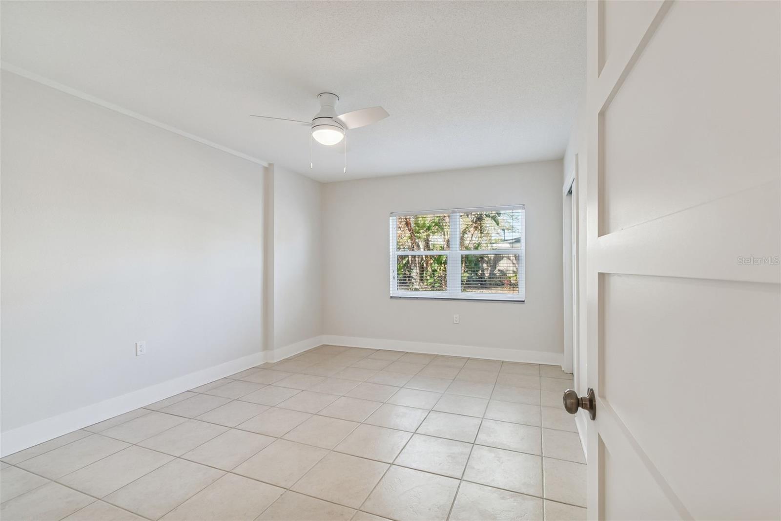 Image 15 of 45 For 300 Venetian Drive 3