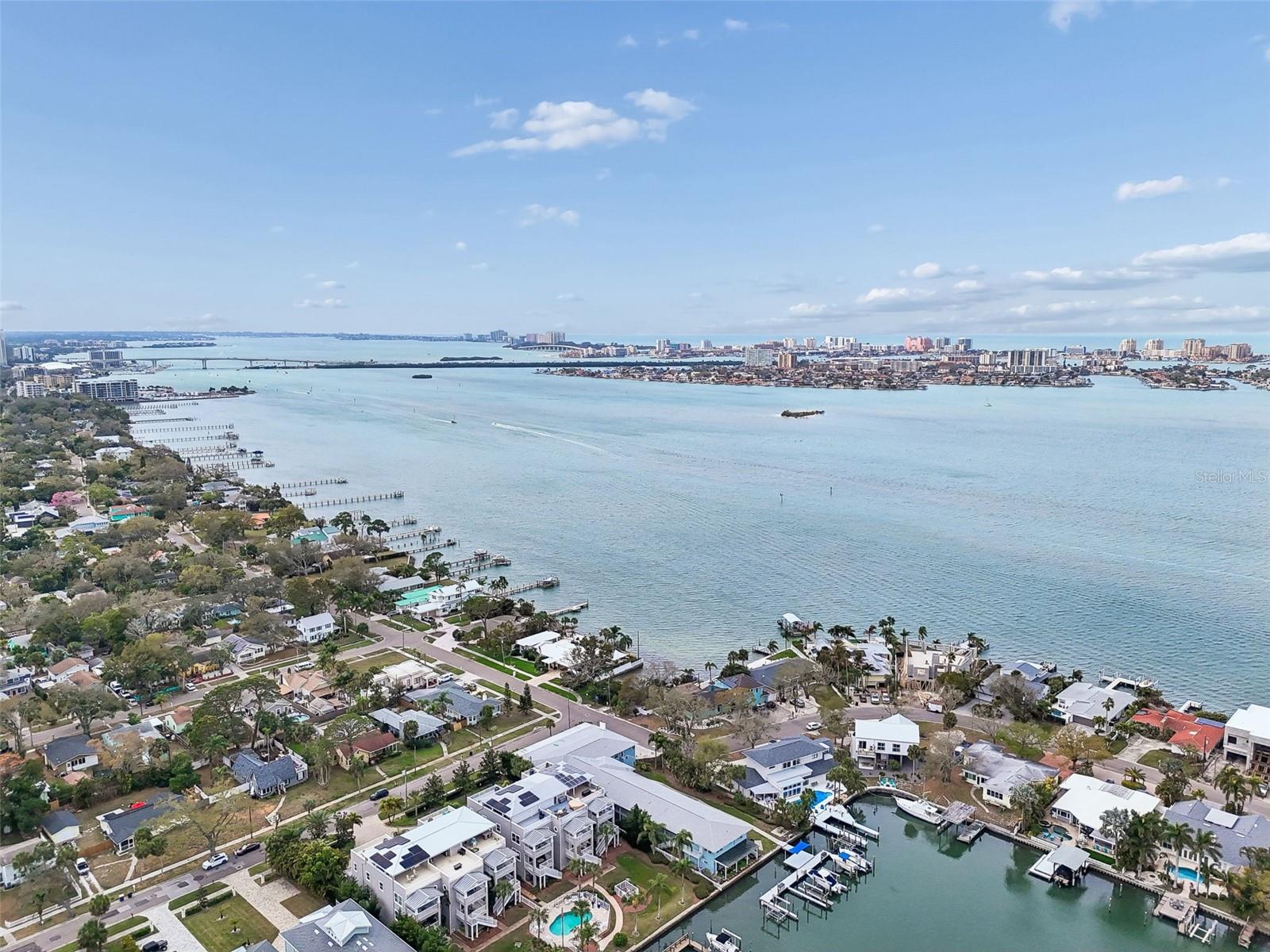 Image 37 of 45 For 300 Venetian Drive 3