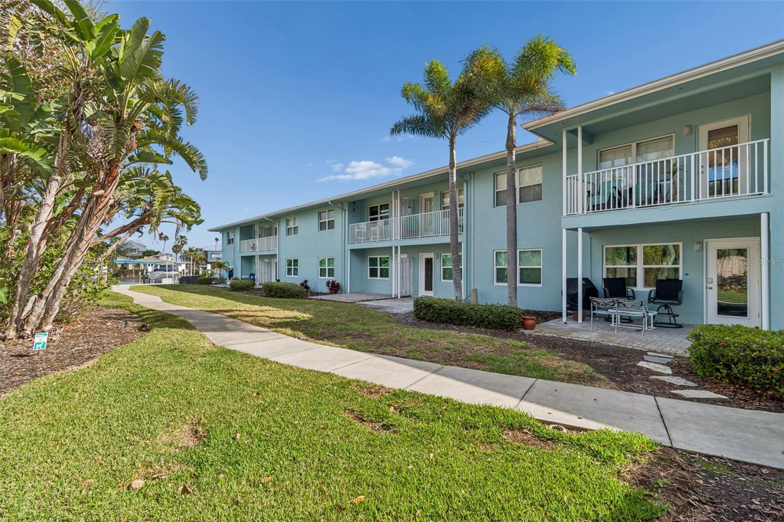 Image 42 of 45 For 300 Venetian Drive 3