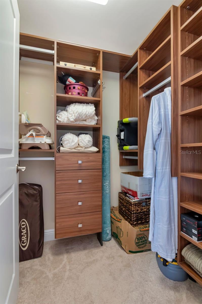 Image 17 of 70 For 5823 Bowen Daniel Drive 604