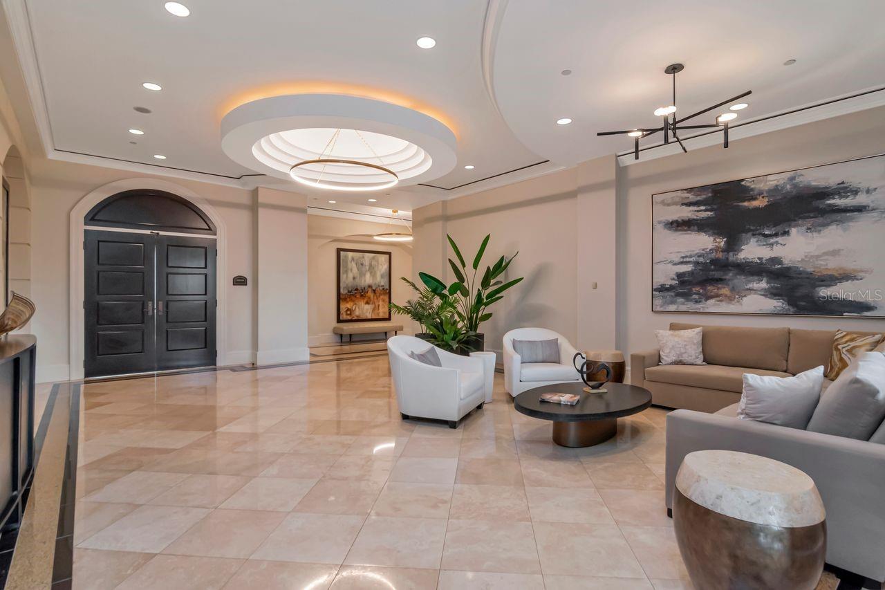 Image 38 of 70 For 5823 Bowen Daniel Drive 604