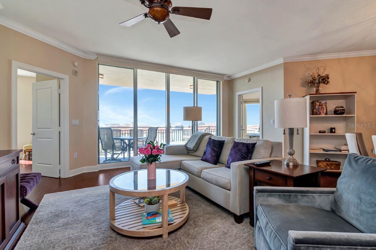 Image 5 of 70 For 5823 Bowen Daniel Drive 604