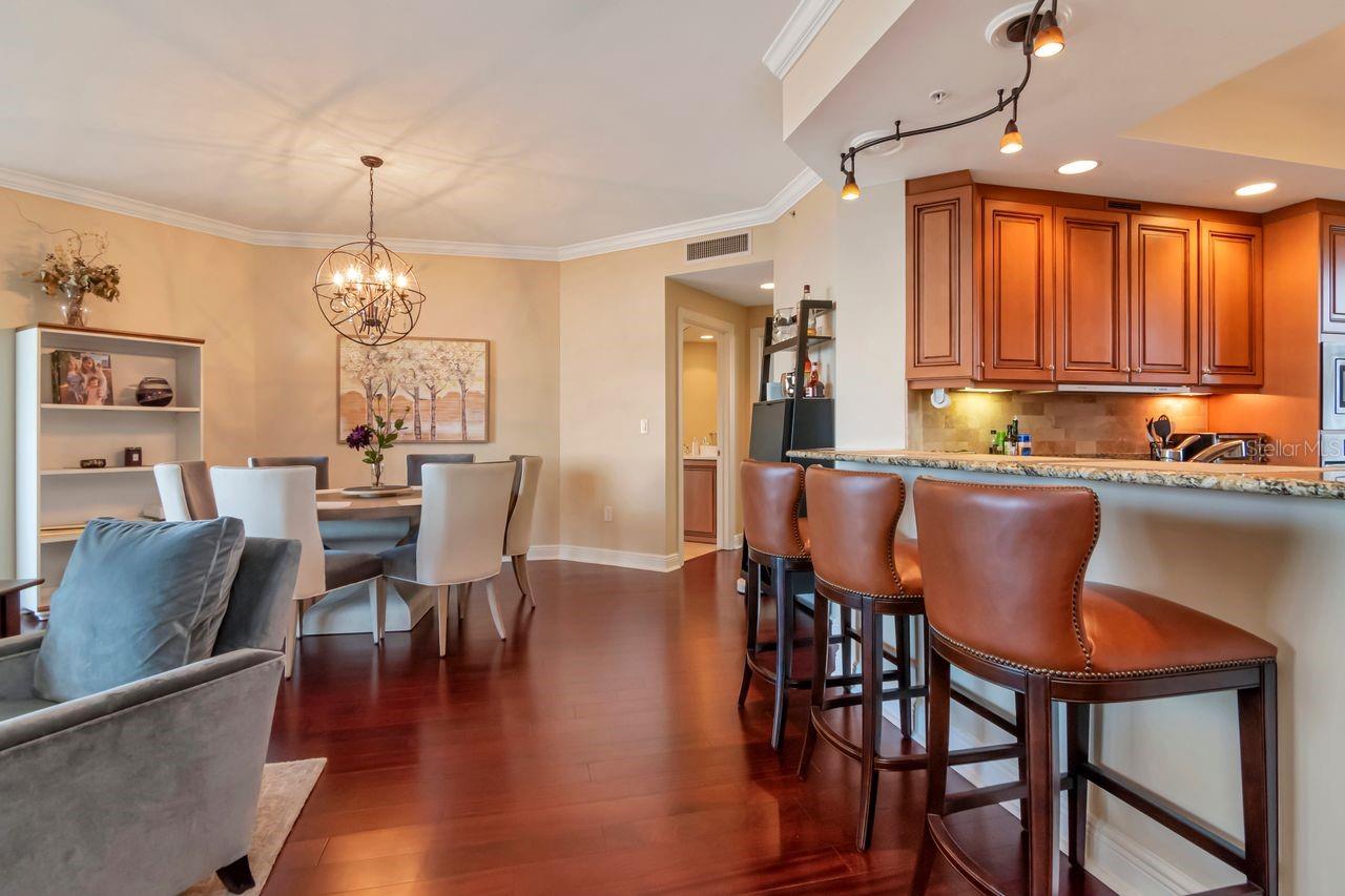 Image 7 of 70 For 5823 Bowen Daniel Drive 604