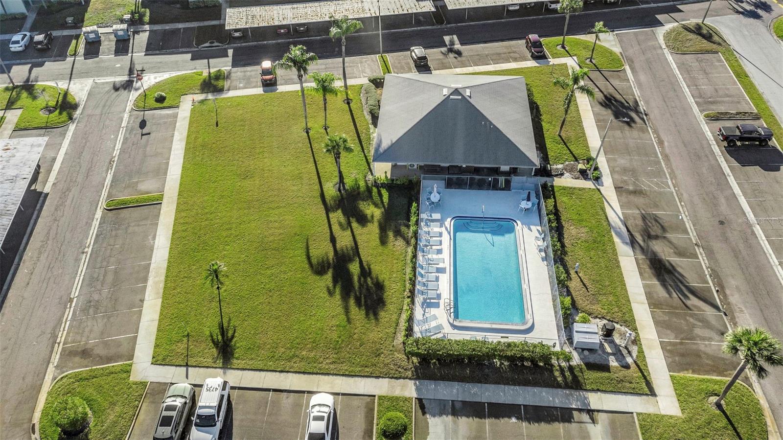 Image 26 of 33 For 122 Caryl Way 122