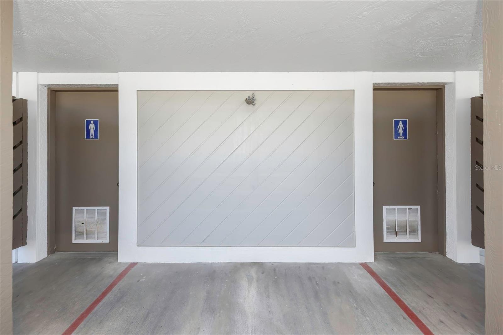 Image 29 of 33 For 122 Caryl Way 122