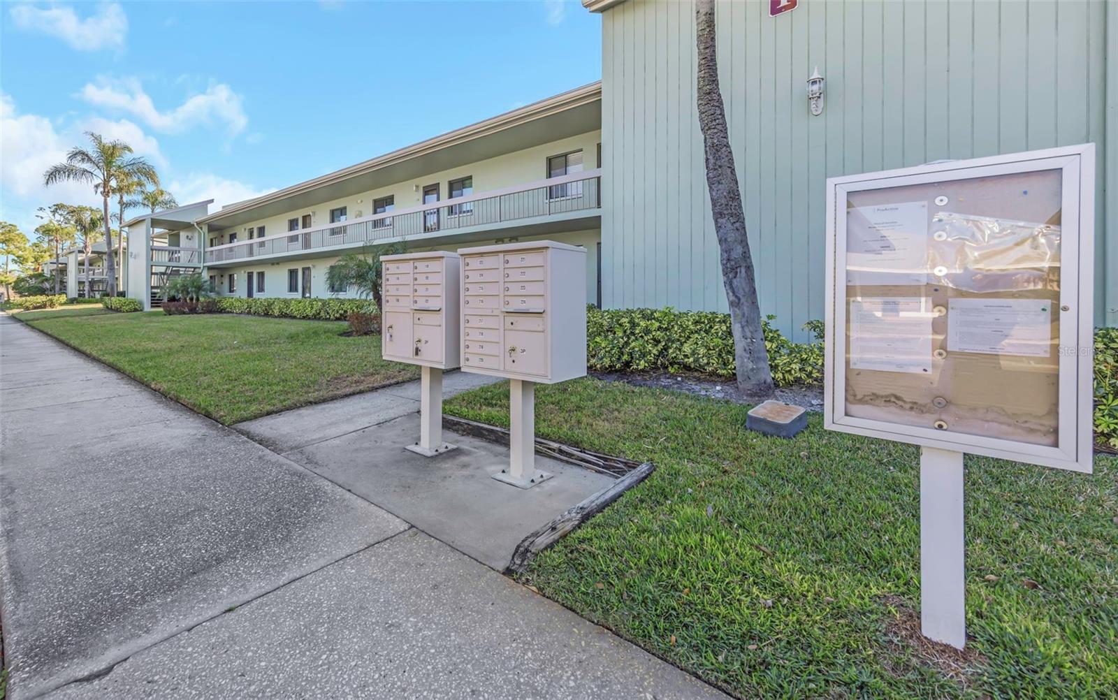 Image 33 of 33 For 122 Caryl Way 122