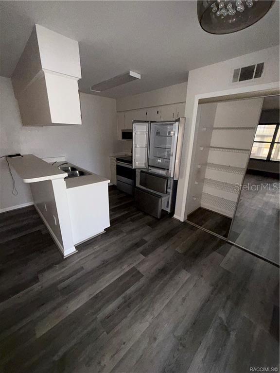 Image 8 of 22 For 805 Mayo Drive 805