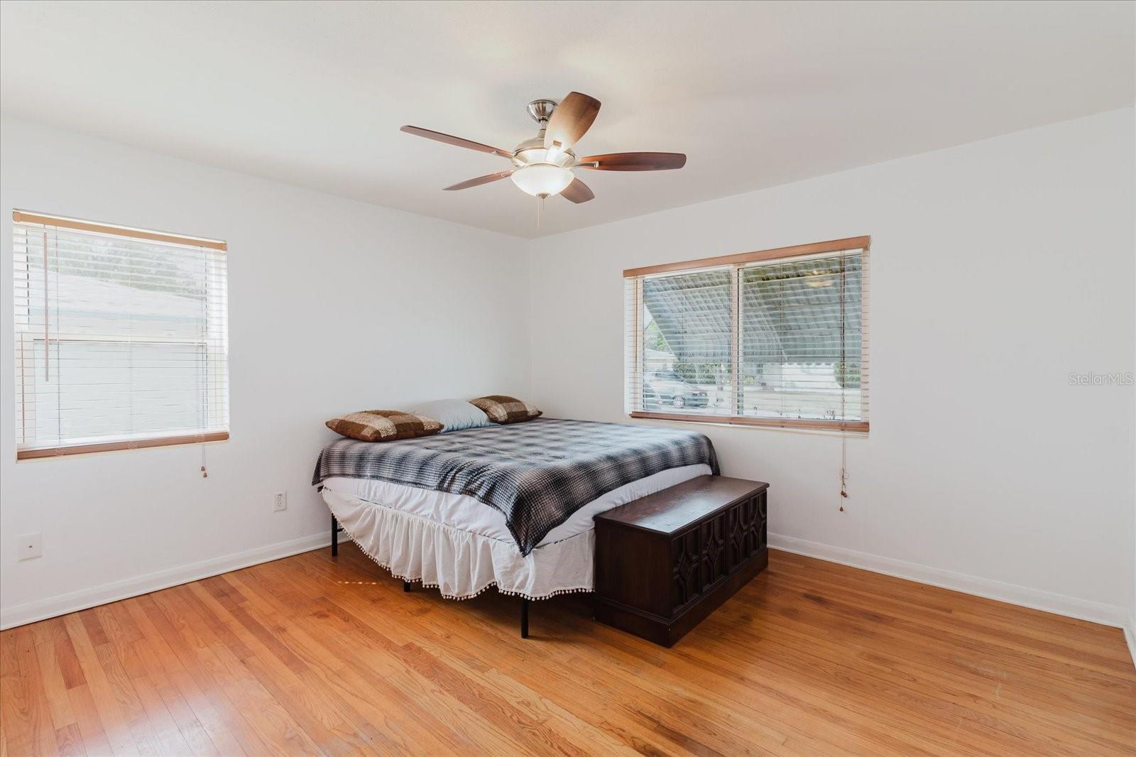 Image 17 of 30 For 103 Meteor Avenue