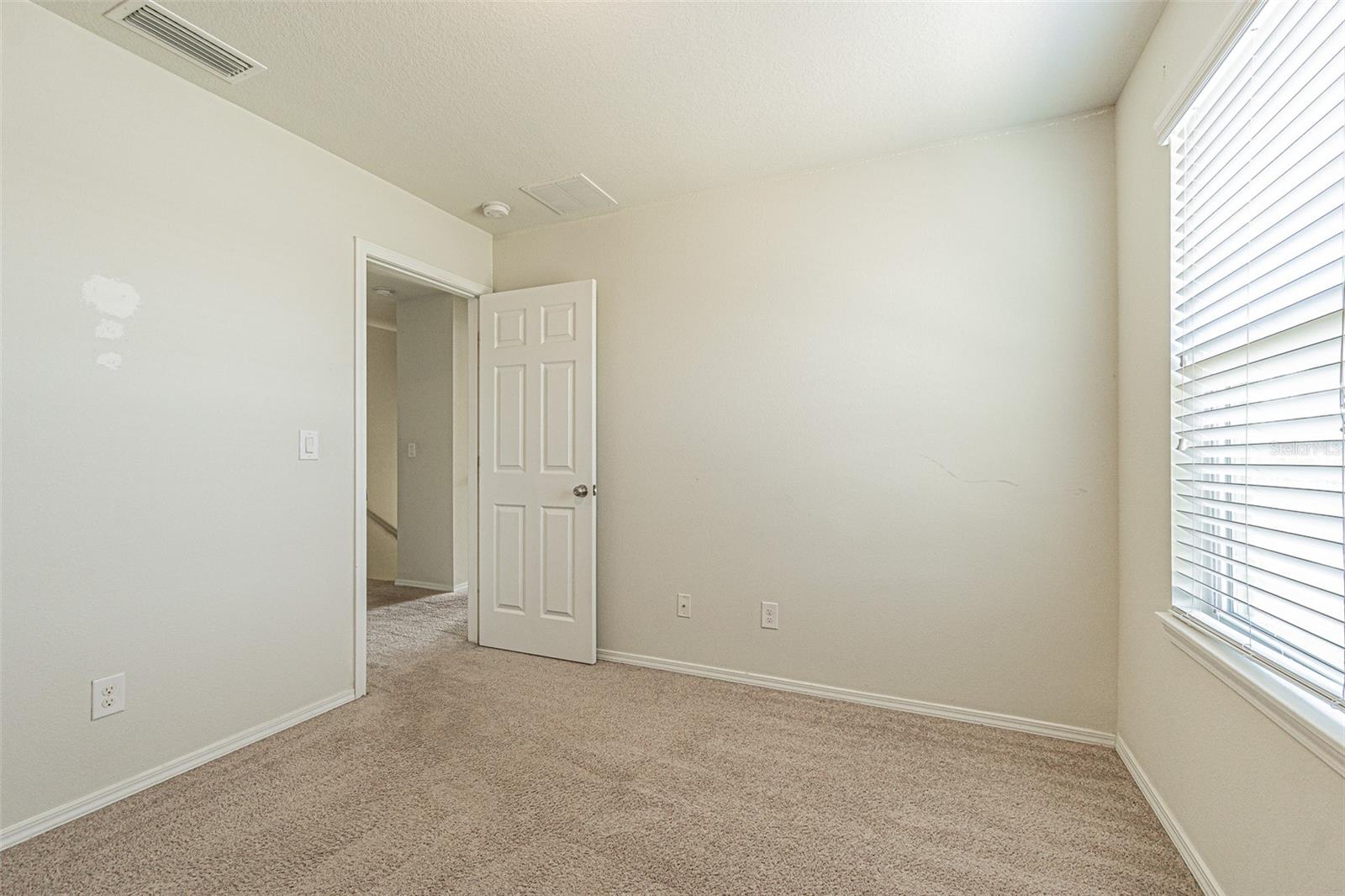 Image 14 of 29 For 9303 American Hickory Lane