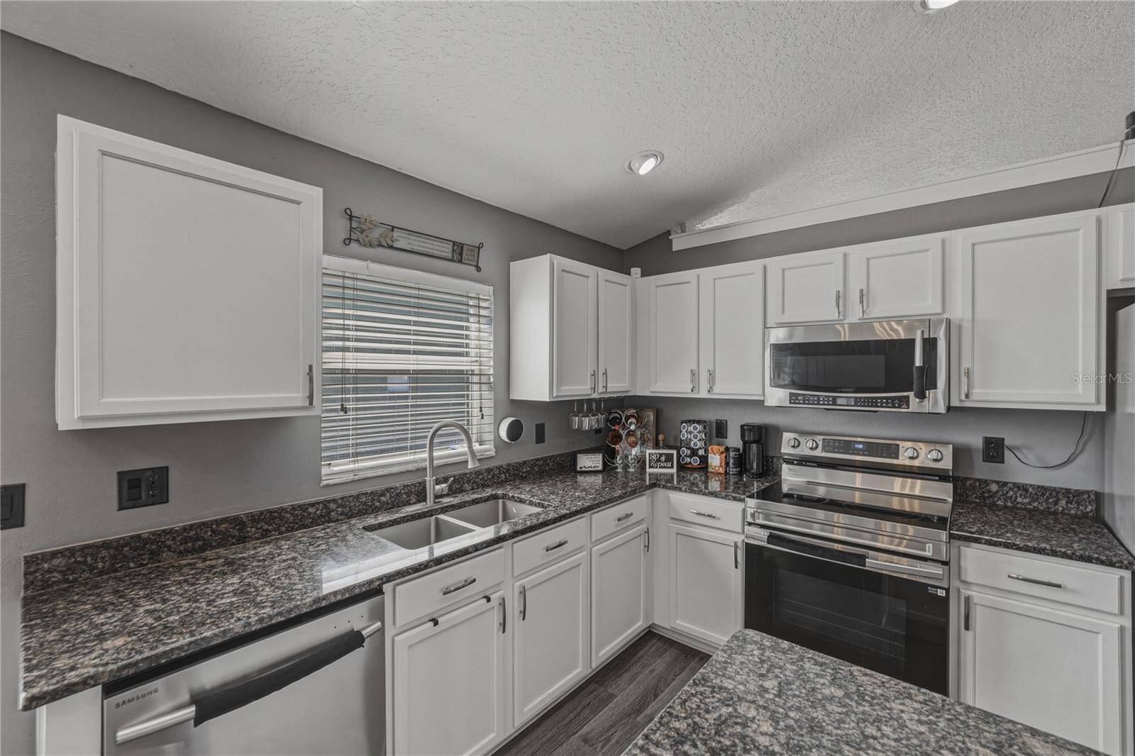 Image 24 of 70 For 7845 Merchantville Circle