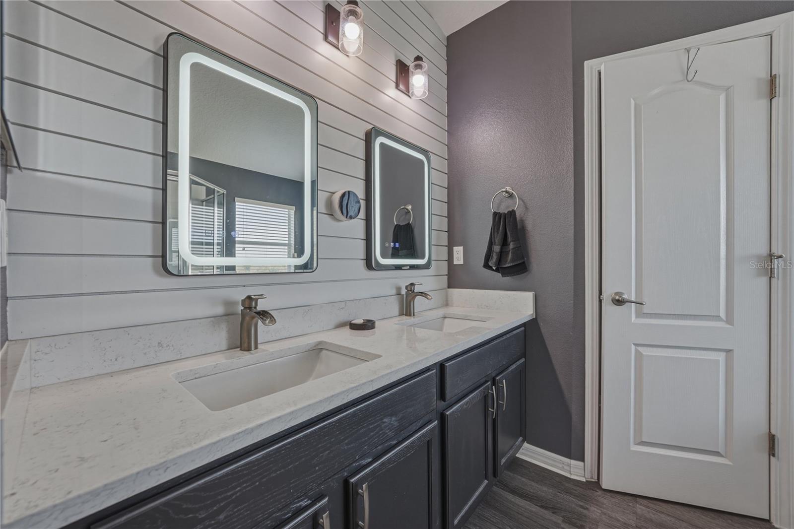 Image 43 of 70 For 7845 Merchantville Circle