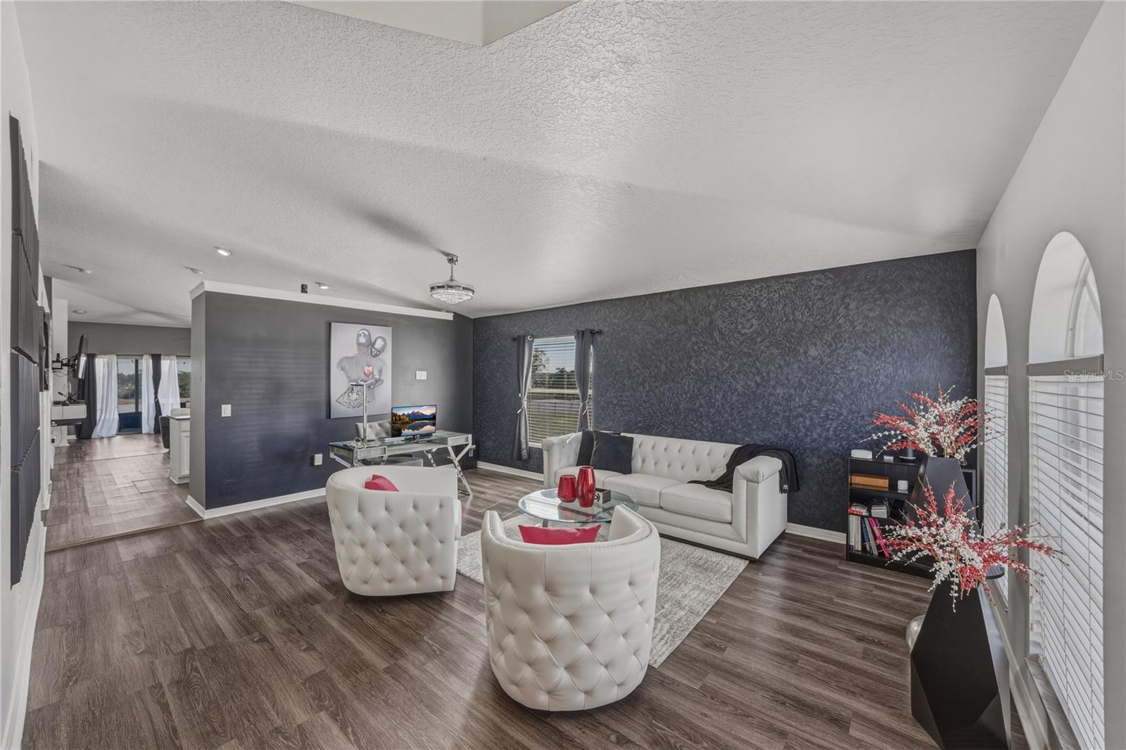 Image 7 of 70 For 7845 Merchantville Circle