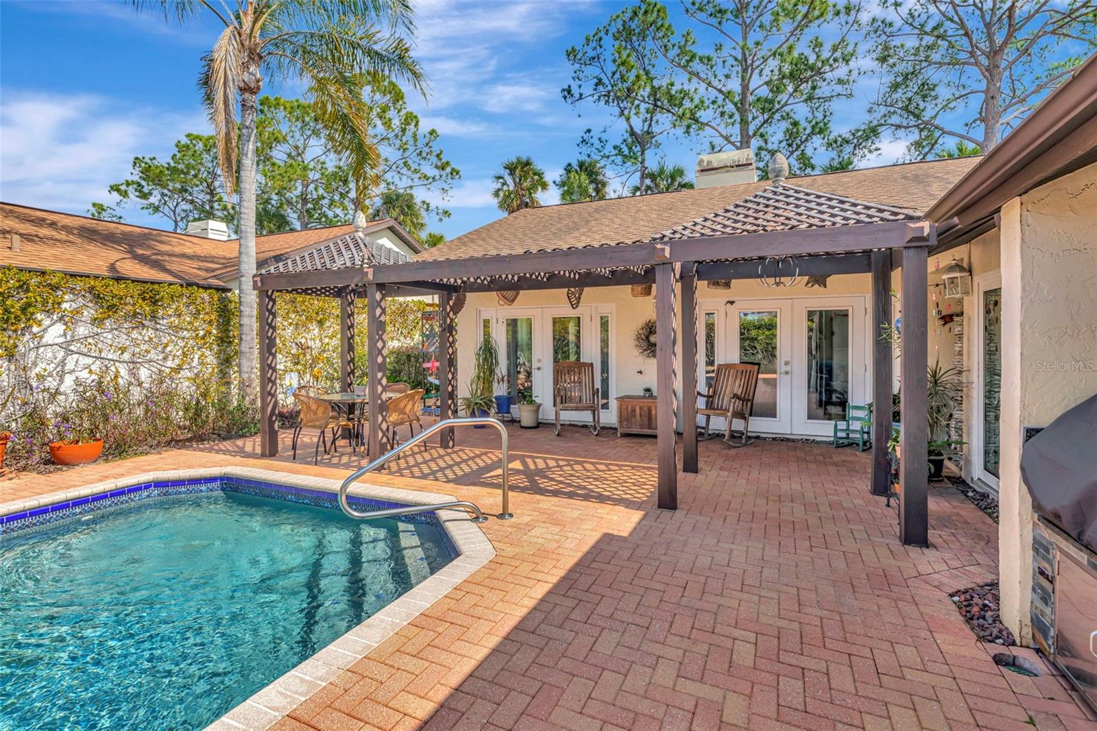 Image 13 of 48 For 13528 Avista Drive