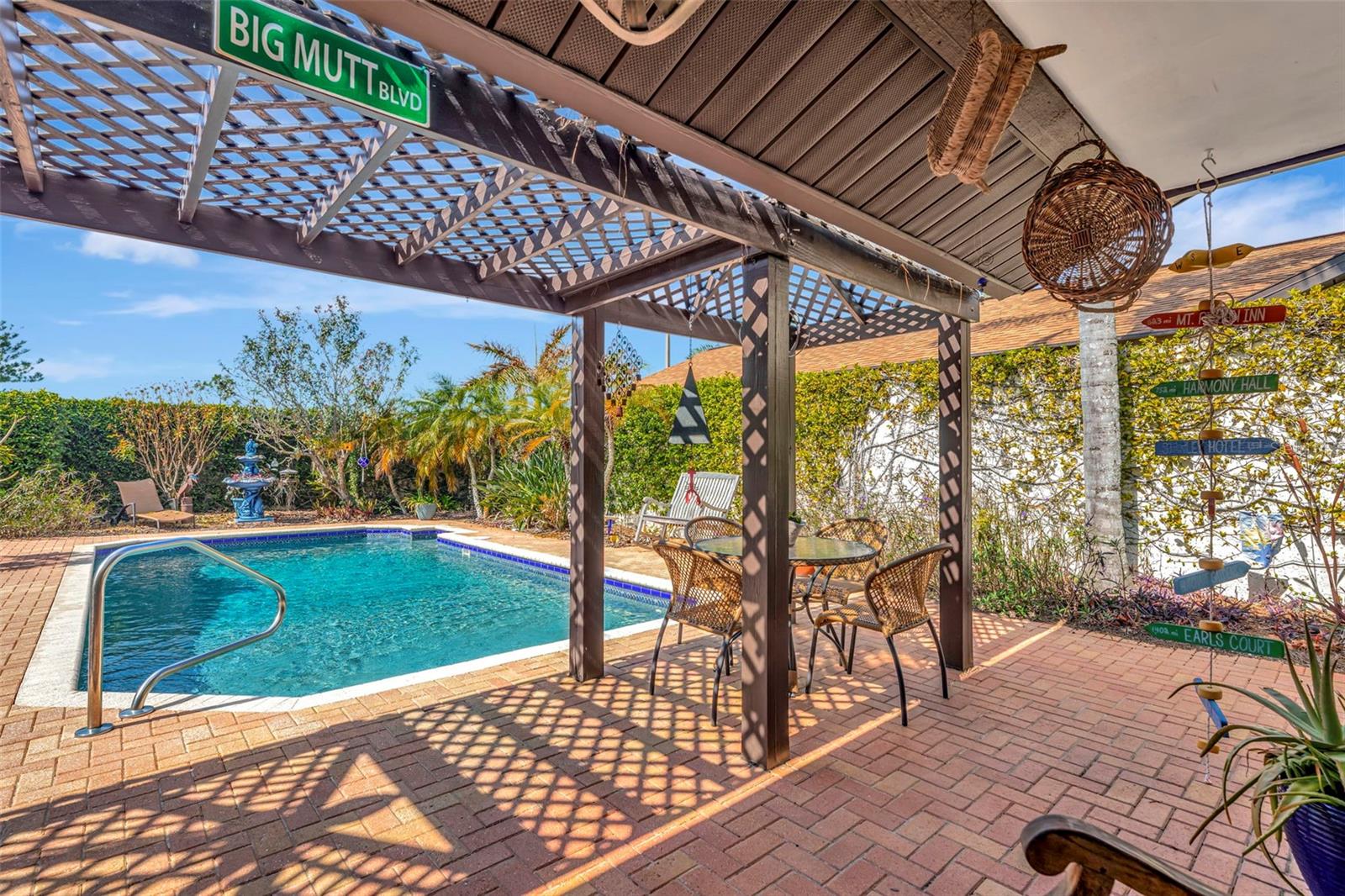 Image 14 of 48 For 13528 Avista Drive