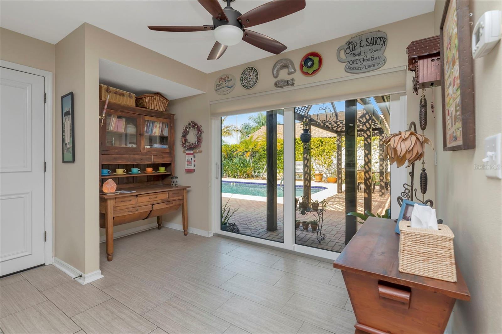 Image 21 of 48 For 13528 Avista Drive