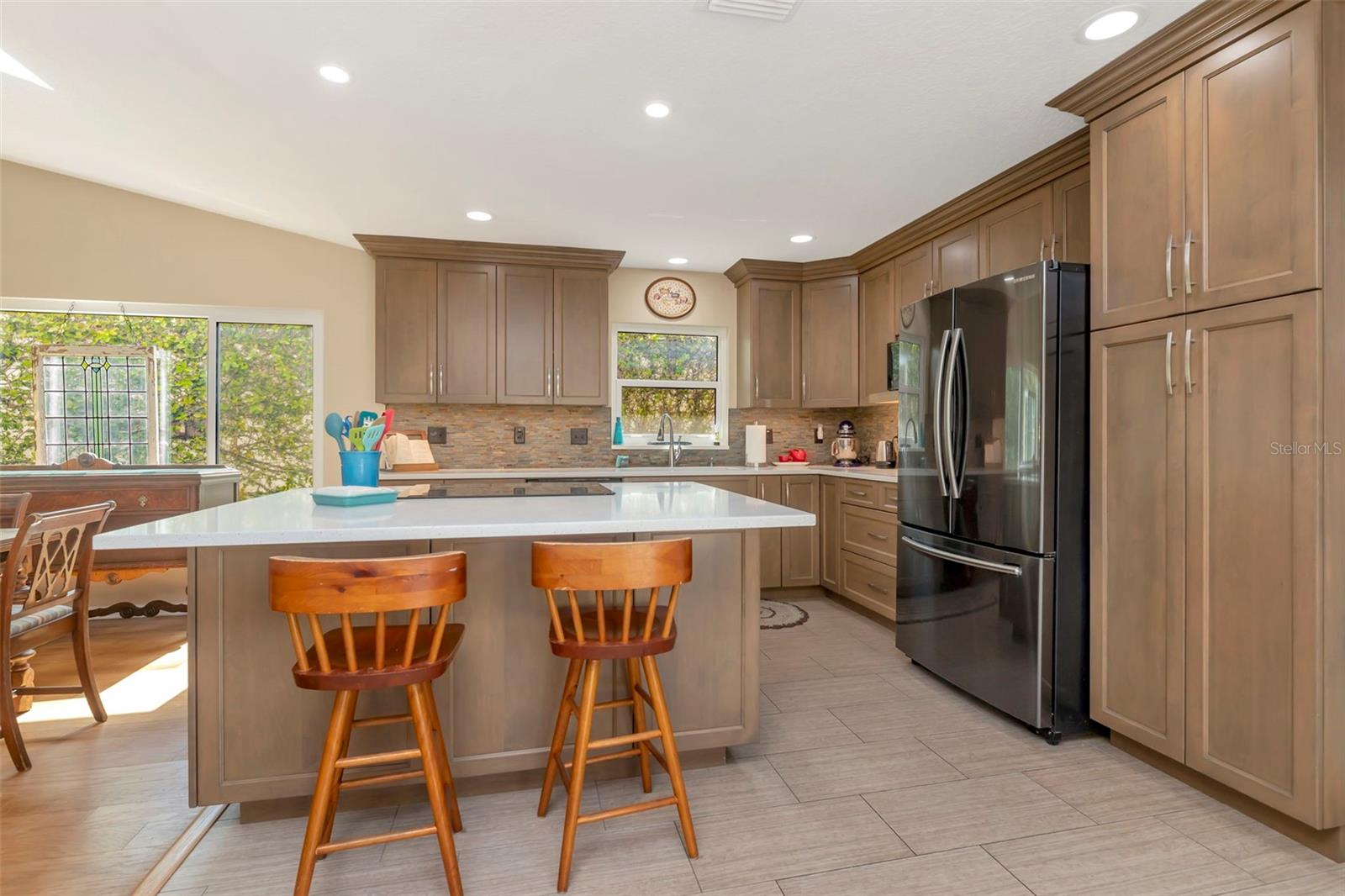 Image 23 of 48 For 13528 Avista Drive