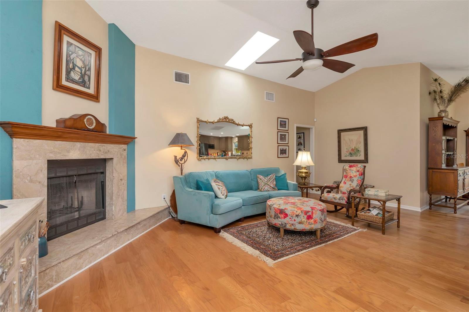 Image 33 of 48 For 13528 Avista Drive