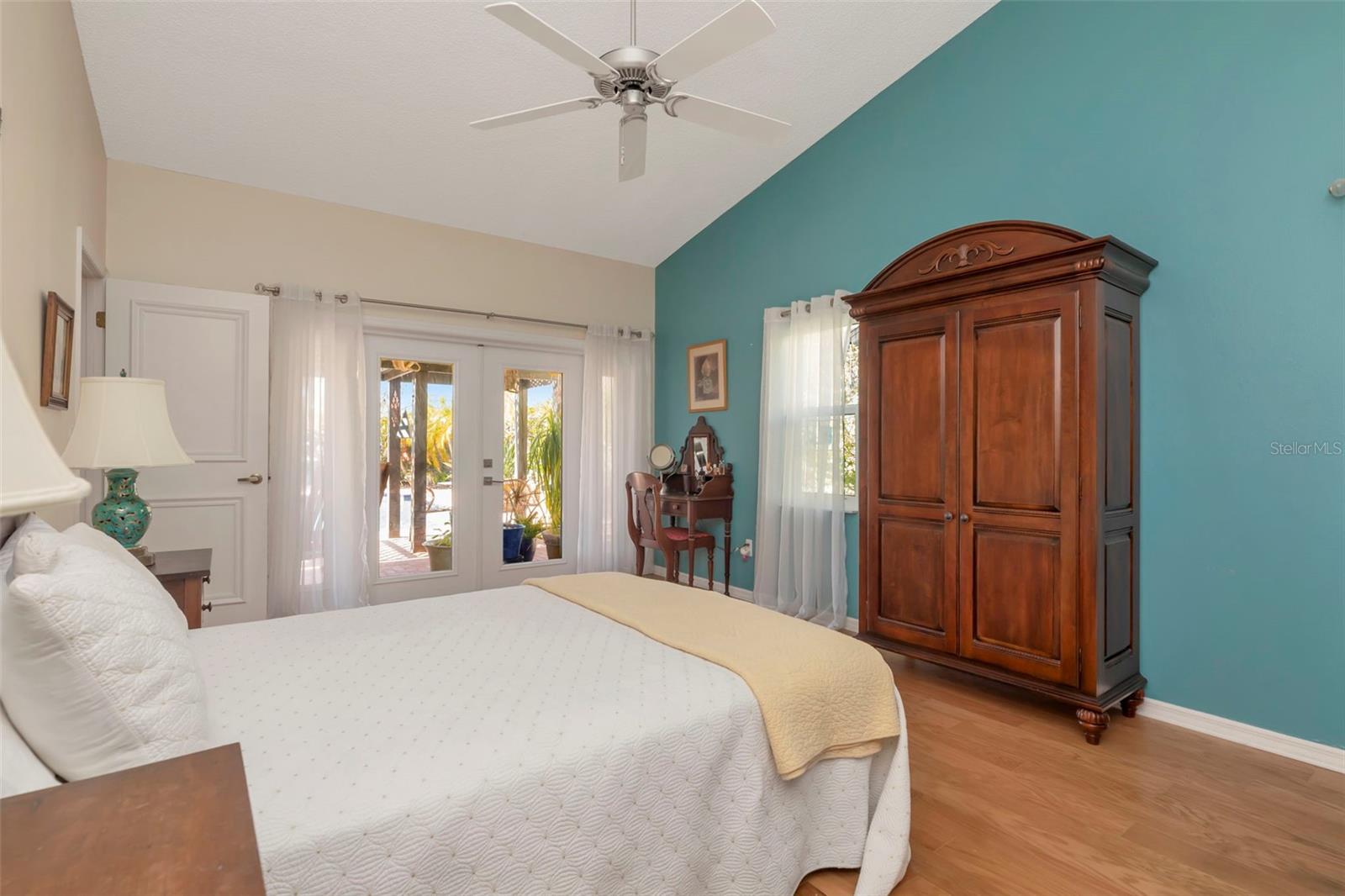 Image 39 of 48 For 13528 Avista Drive