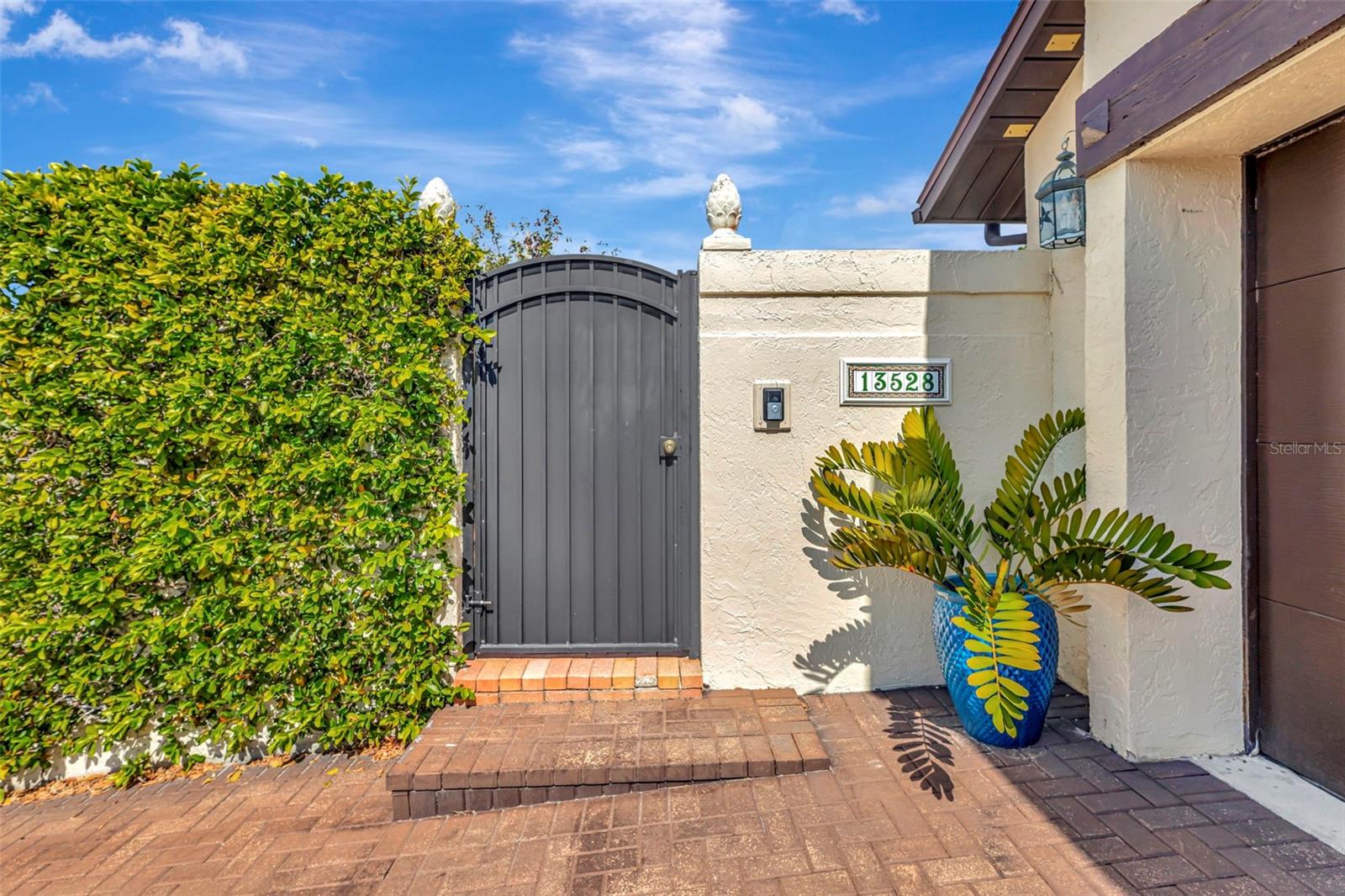 Image 6 of 48 For 13528 Avista Drive