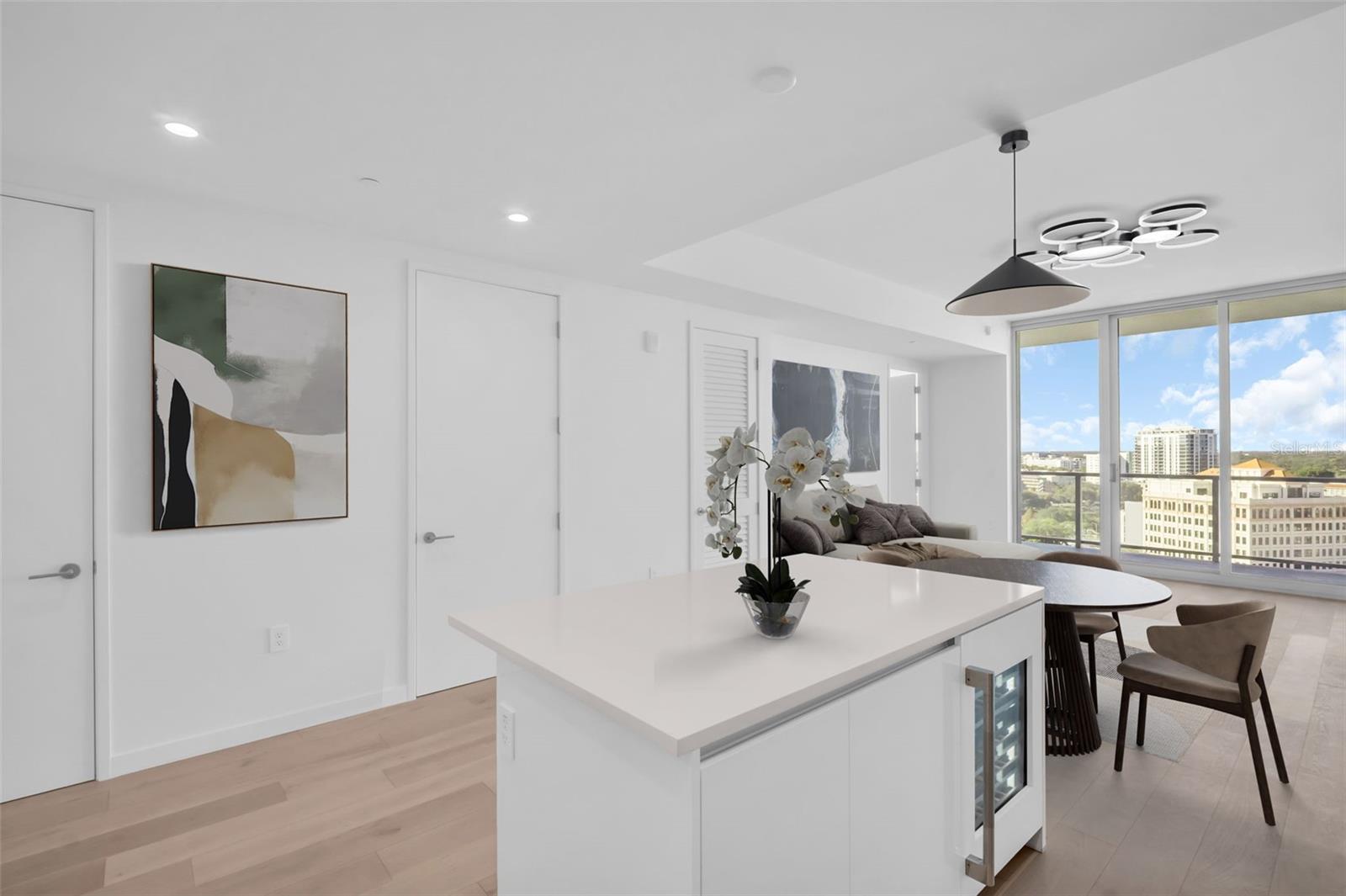 Image 6 of 26 For 400 Central Avenue 1806