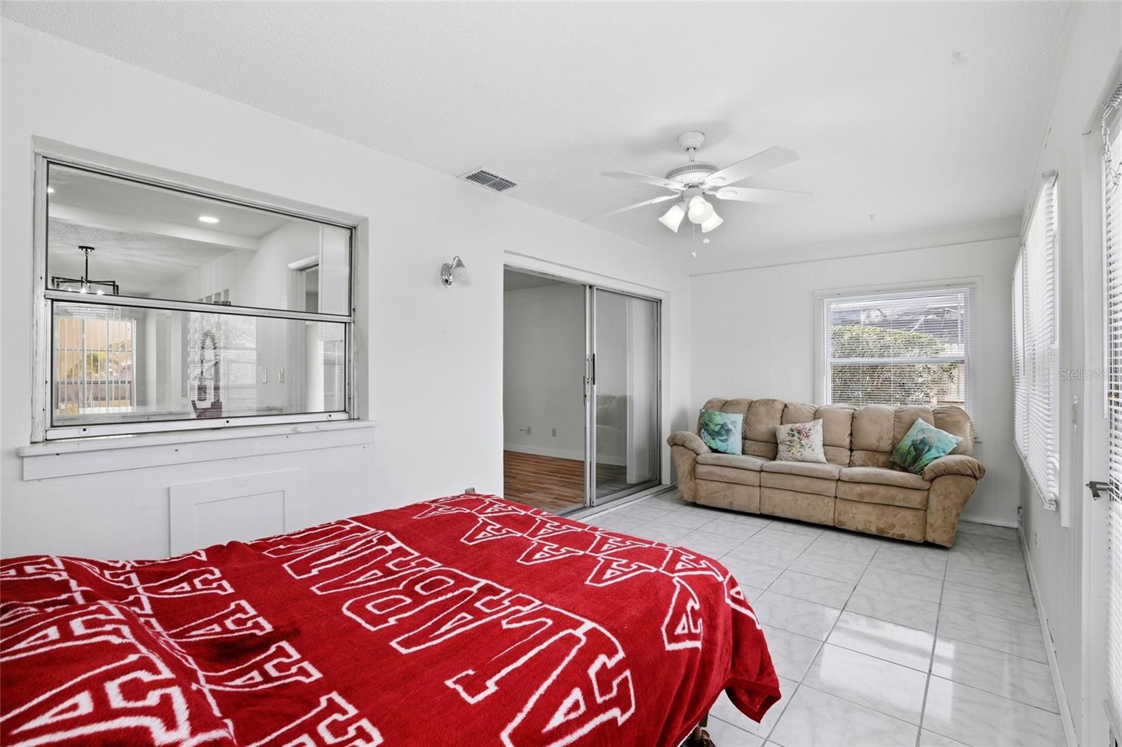 Image 12 of 34 For 1978 Radcliffe Drive N