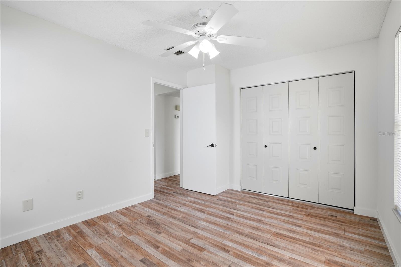 Image 20 of 34 For 1978 Radcliffe Drive N