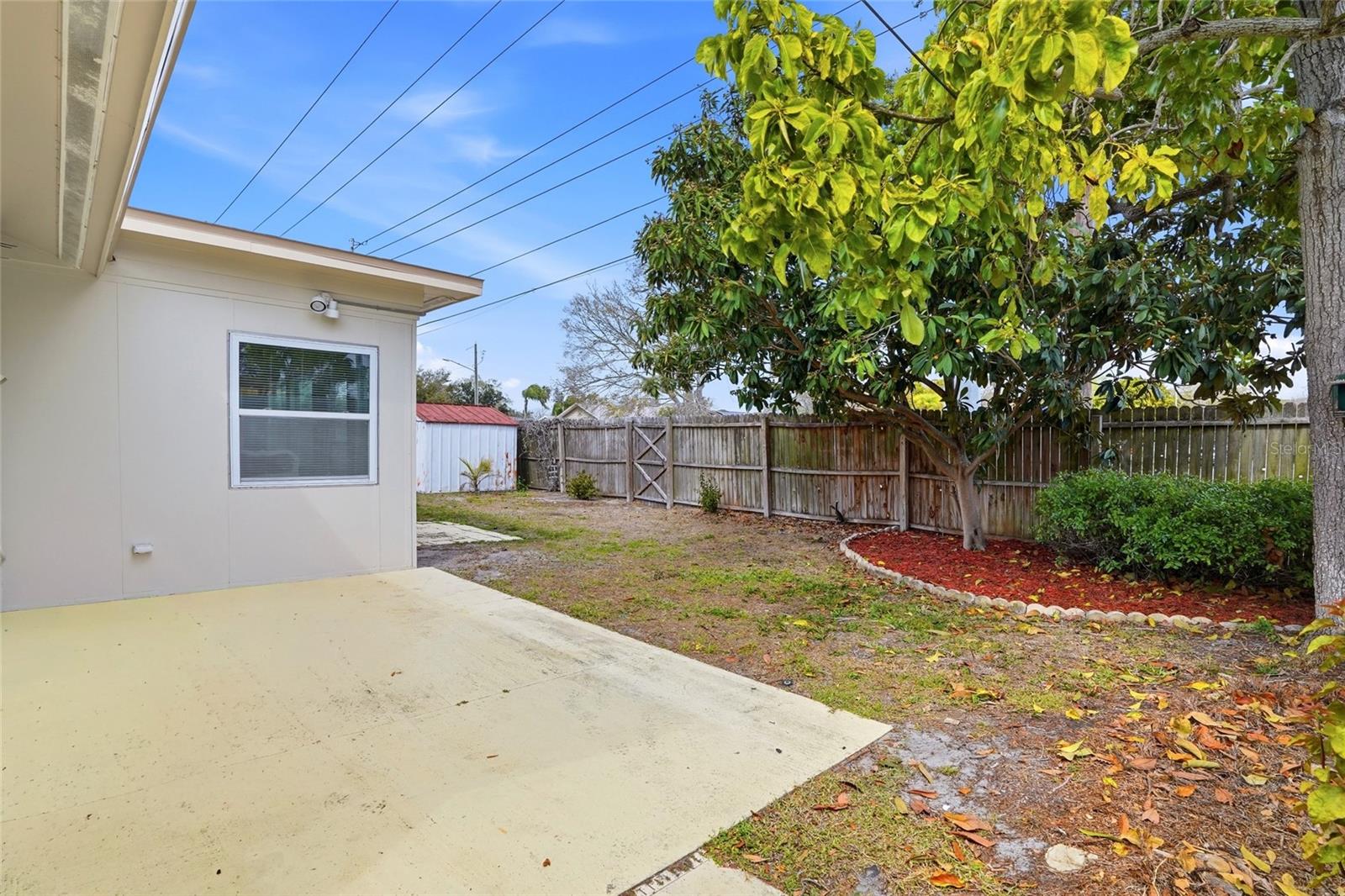 Image 26 of 34 For 1978 Radcliffe Drive N