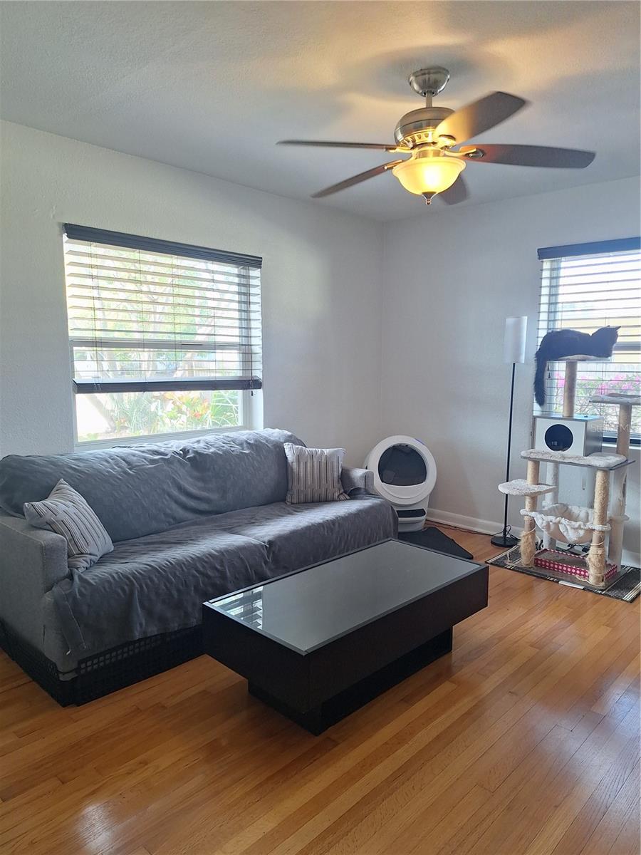 Image 21 of 28 For 401 Pegasus Avenue