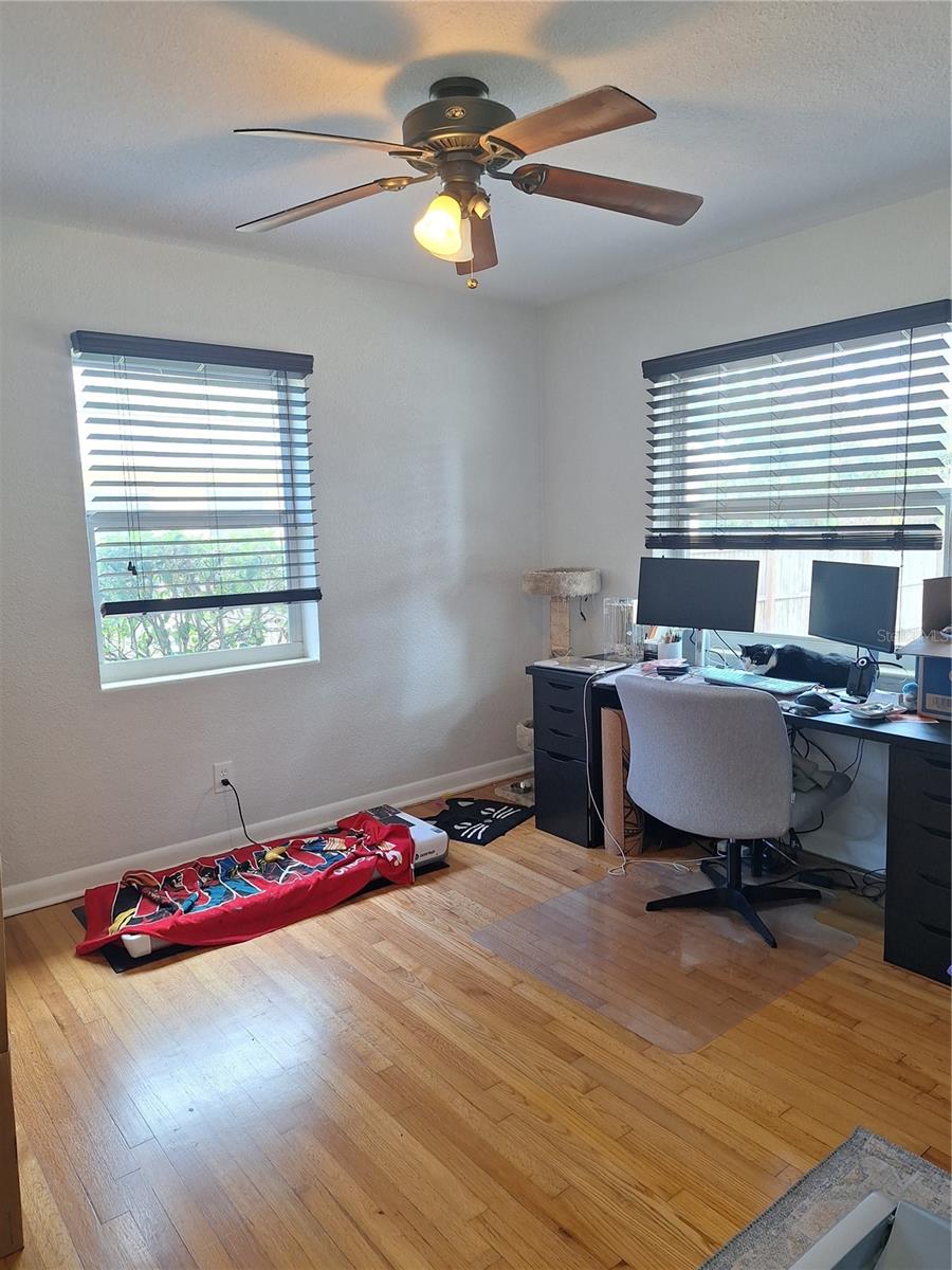 Image 24 of 28 For 401 Pegasus Avenue