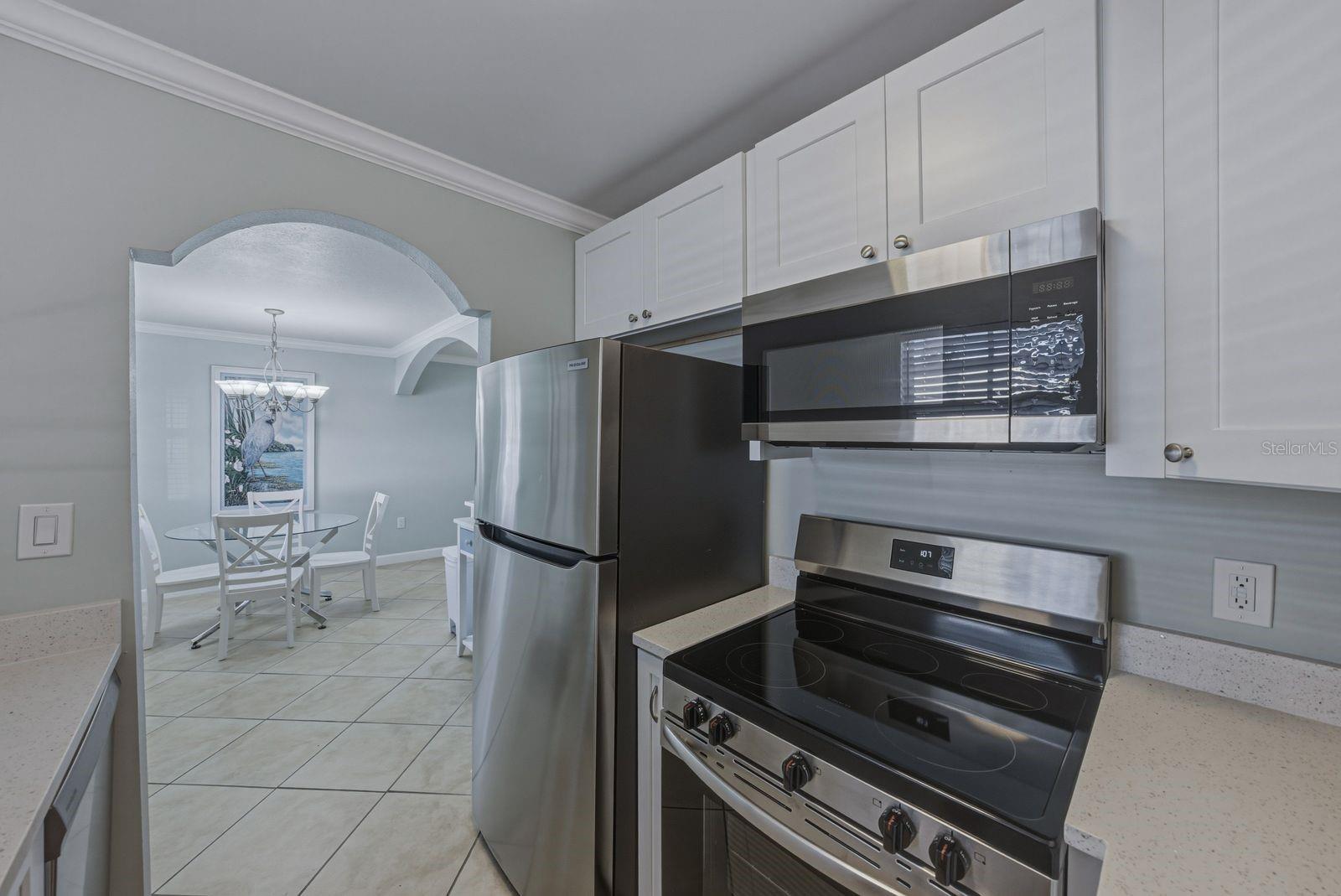 Image 10 of 56 For 19417 Gulf Boulevard F108