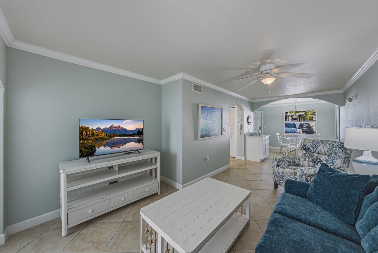 Image 16 of 56 For 19417 Gulf Boulevard F108