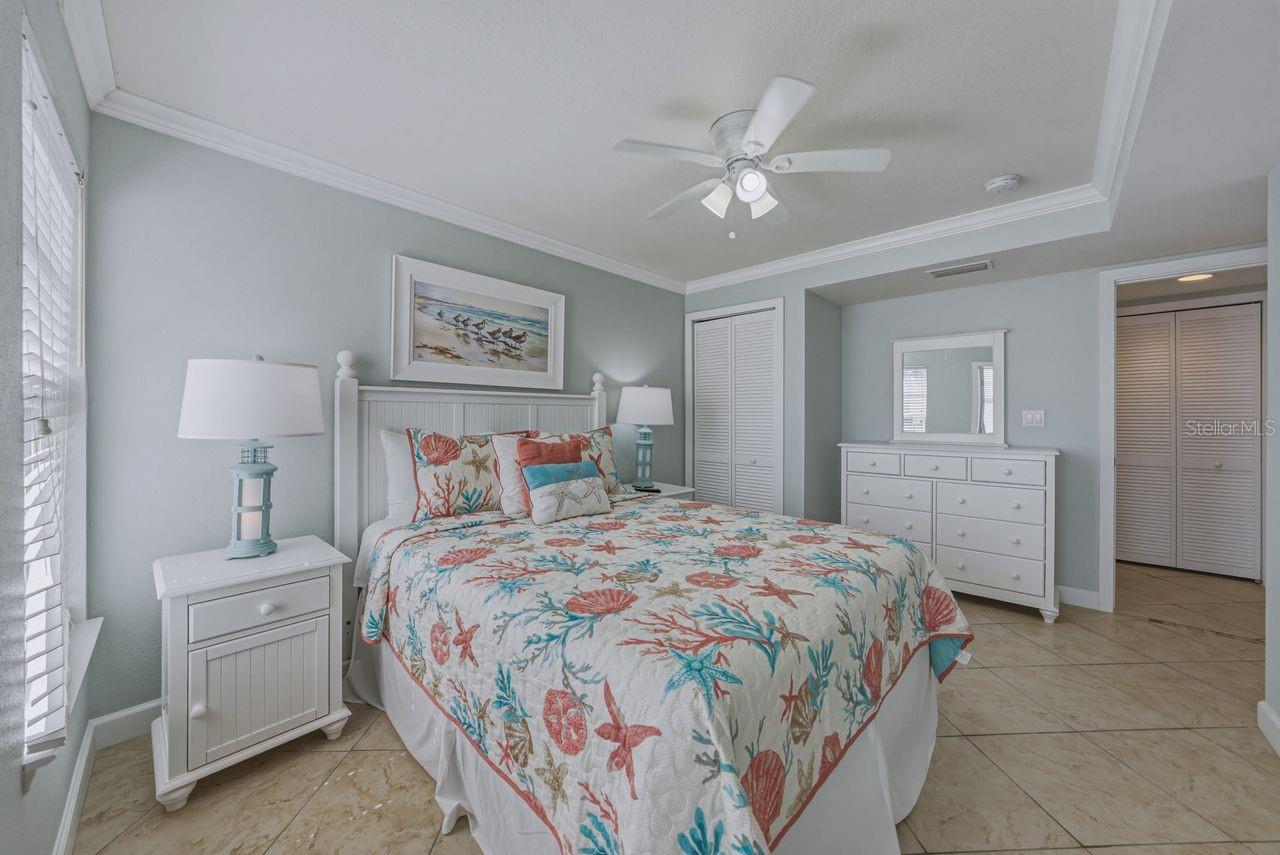 Image 21 of 56 For 19417 Gulf Boulevard F108