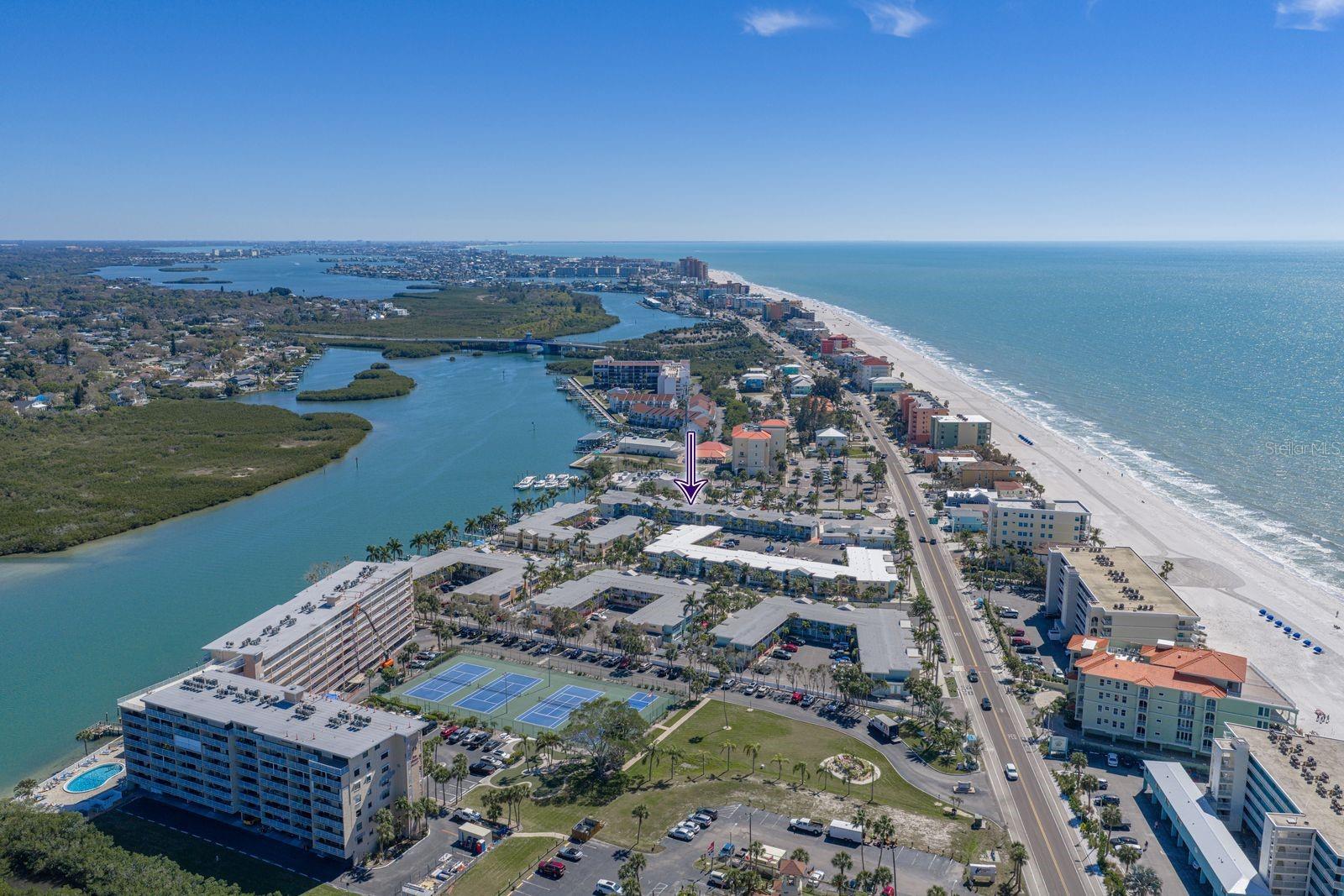 Image 49 of 56 For 19417 Gulf Boulevard F108