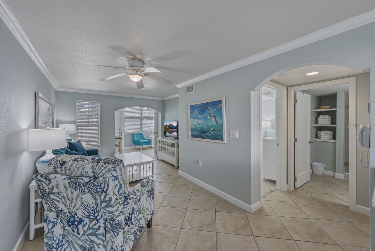 Image 5 of 56 For 19417 Gulf Boulevard F108