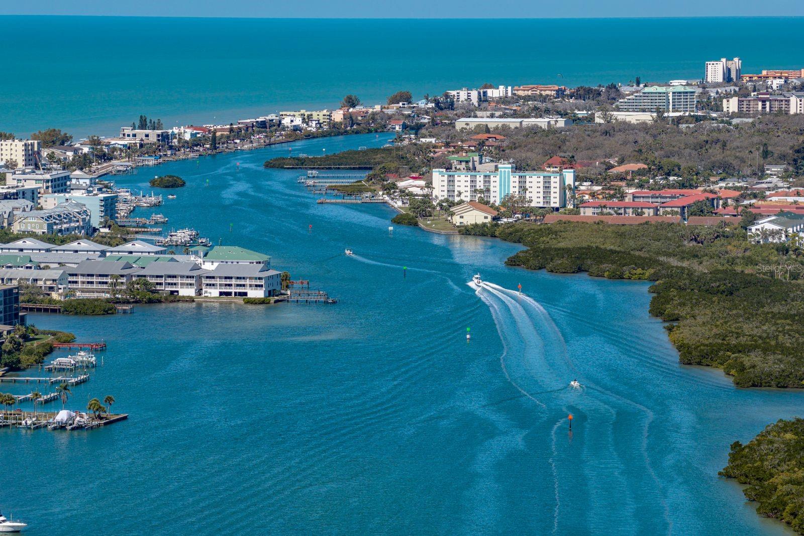 Image 50 of 56 For 19417 Gulf Boulevard F108