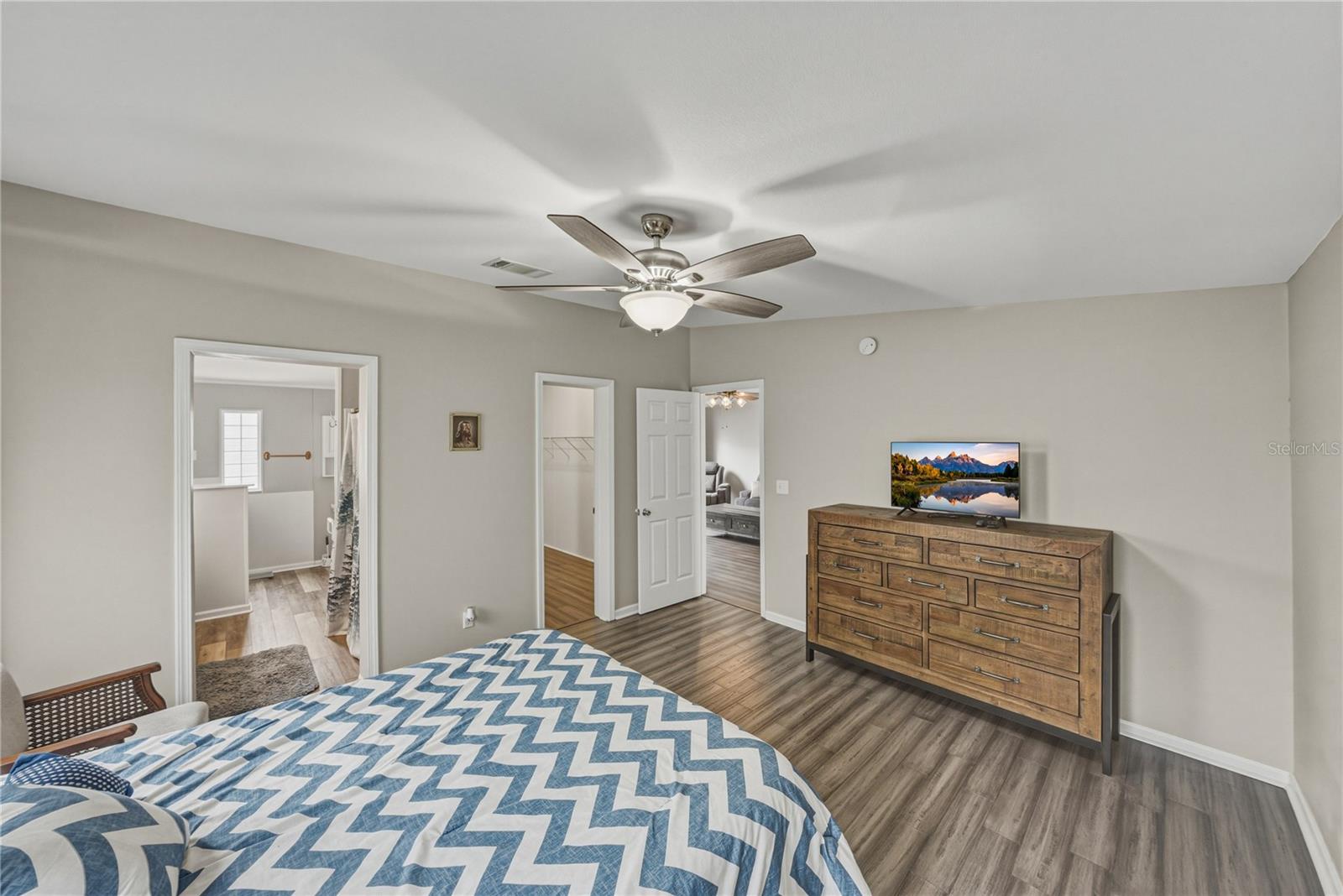 Image 28 of 52 For 37410 Neukom Avenue