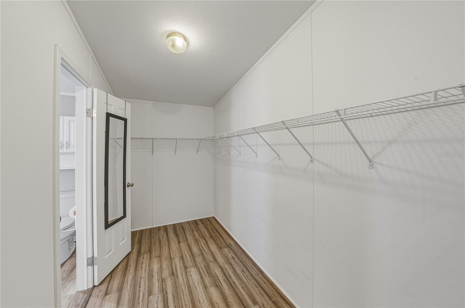 Image 35 of 52 For 37410 Neukom Avenue