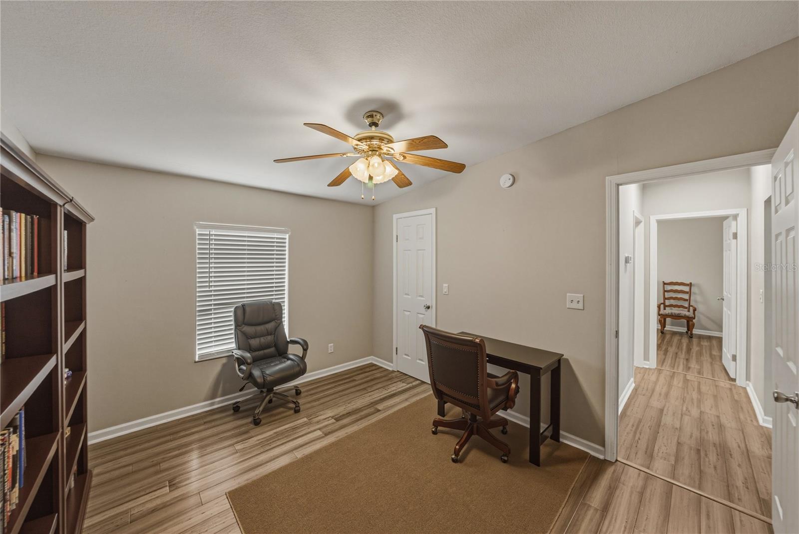 Image 37 of 52 For 37410 Neukom Avenue