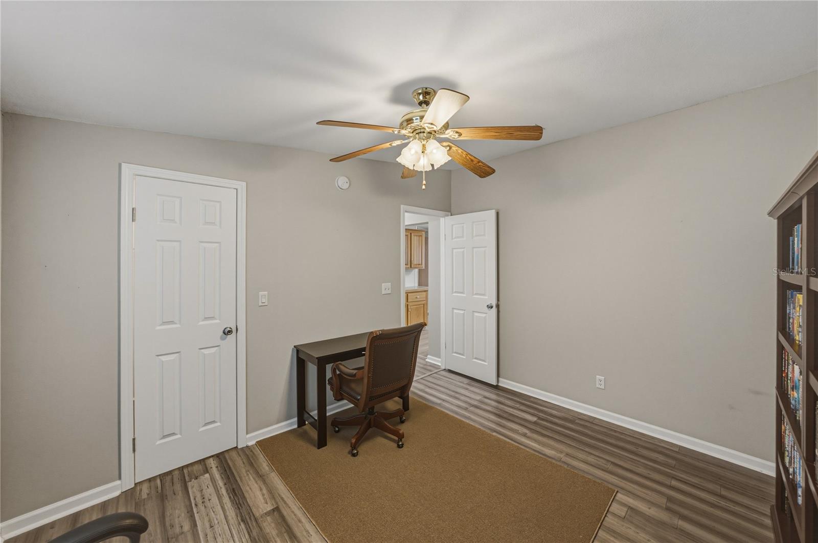 Image 38 of 52 For 37410 Neukom Avenue