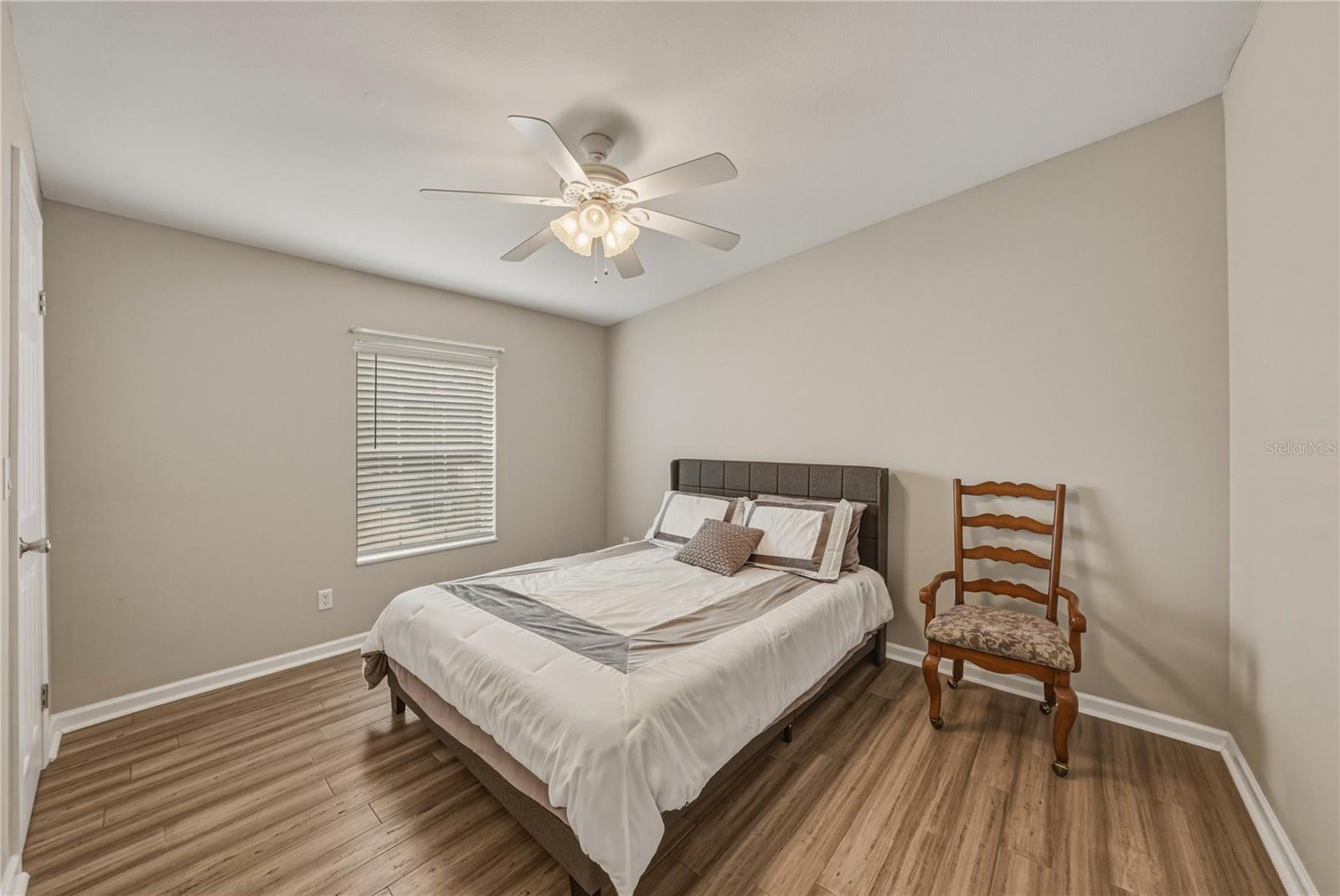 Image 41 of 52 For 37410 Neukom Avenue