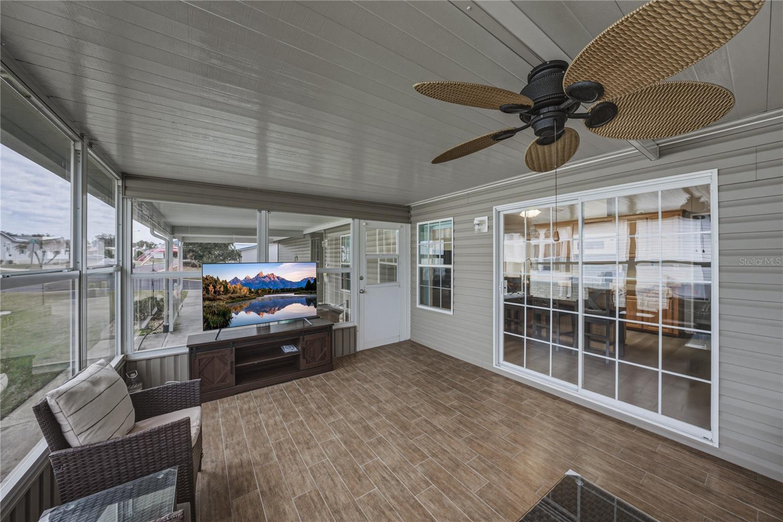 Image 47 of 52 For 37410 Neukom Avenue