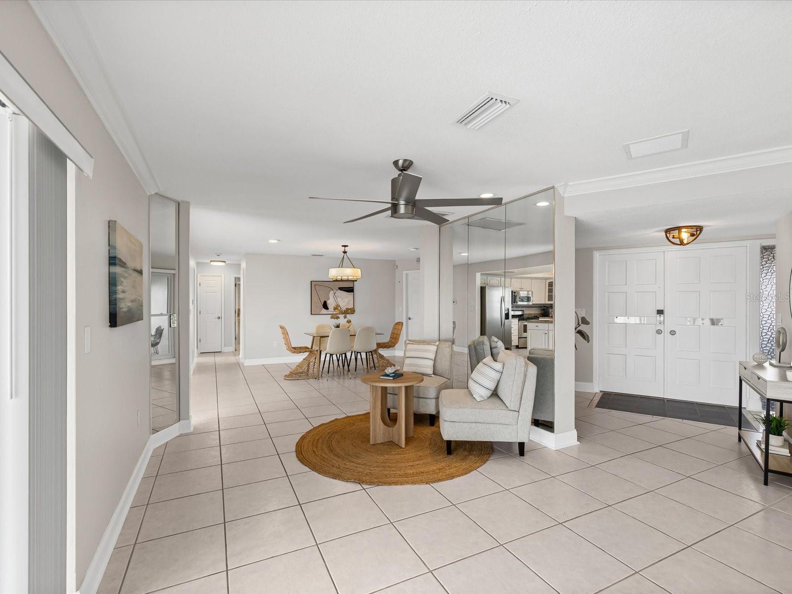 Listing photo id 19 for 441 Palm Island Ne